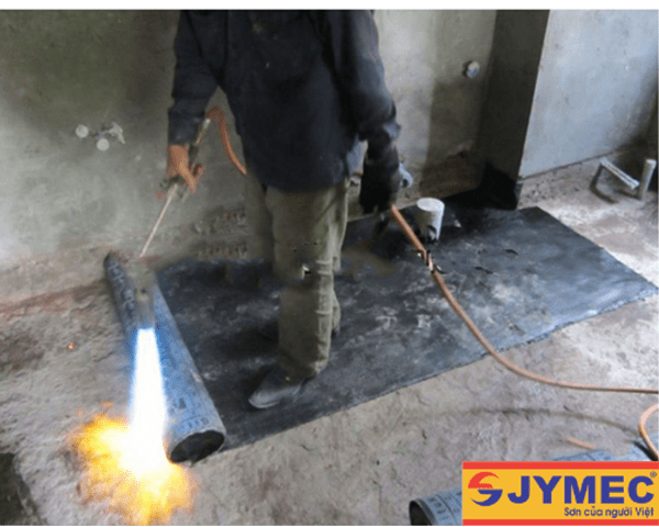 Sử dụng màng khò nóng để chống thấm tầng hầm