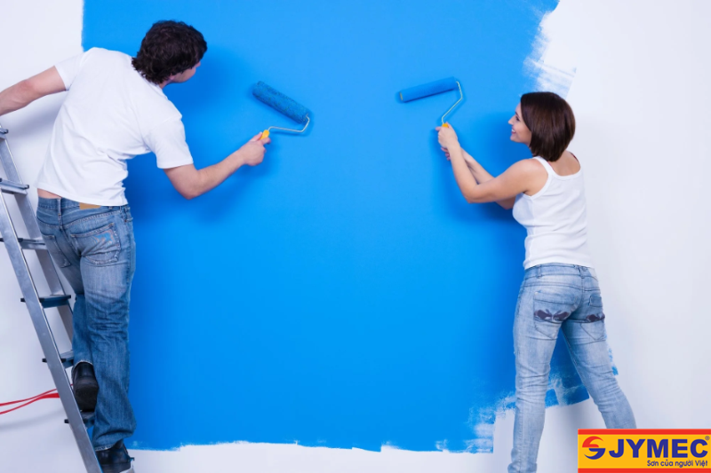 Có nên sơn chống thấm trong nhà không