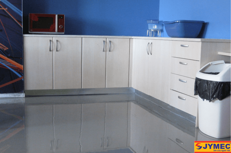 Phòng bếp sơn epoxy màu xám