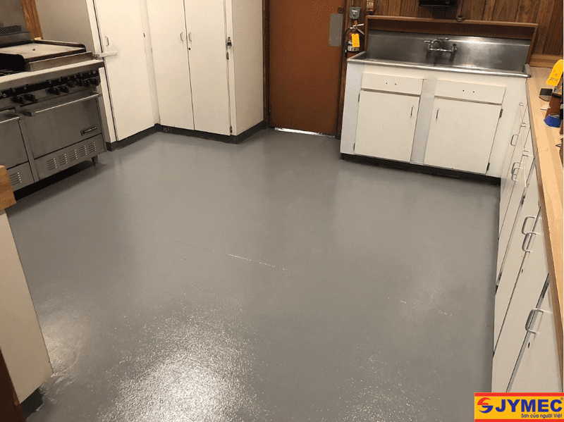 Phòng bếp sơn epoxy màu xám hình 2