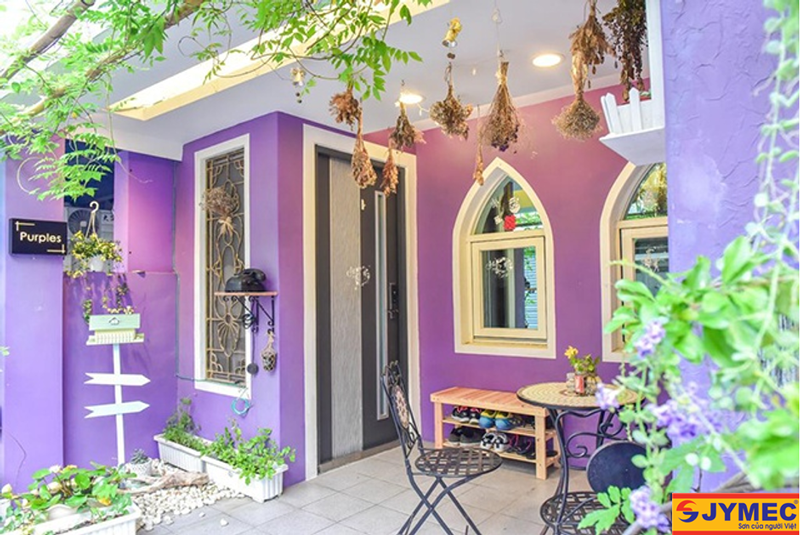sơn ngoại thất màu tím