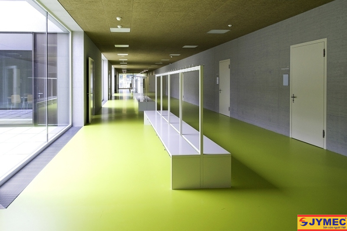 có nên sơn epoxy cho trường học