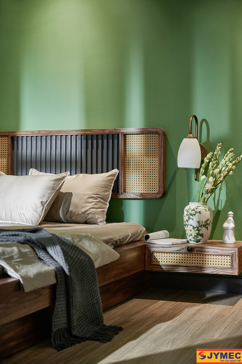 Tươi mới và gần gũi, biến căn phòng của bạn thành một bức tranh sống động với sơn tường xanh rêu.