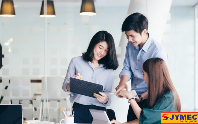 thể hiện mình là người chuyên nghiệp