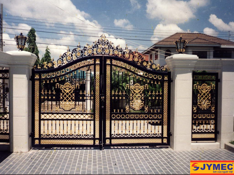 Sử dụng sơn nhũ trong trang trí cổng Sử dụng sơn nhũ trong trang trí cổng