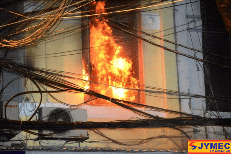 Cháy nổ có thể xảy ra do sự bất cần của con người