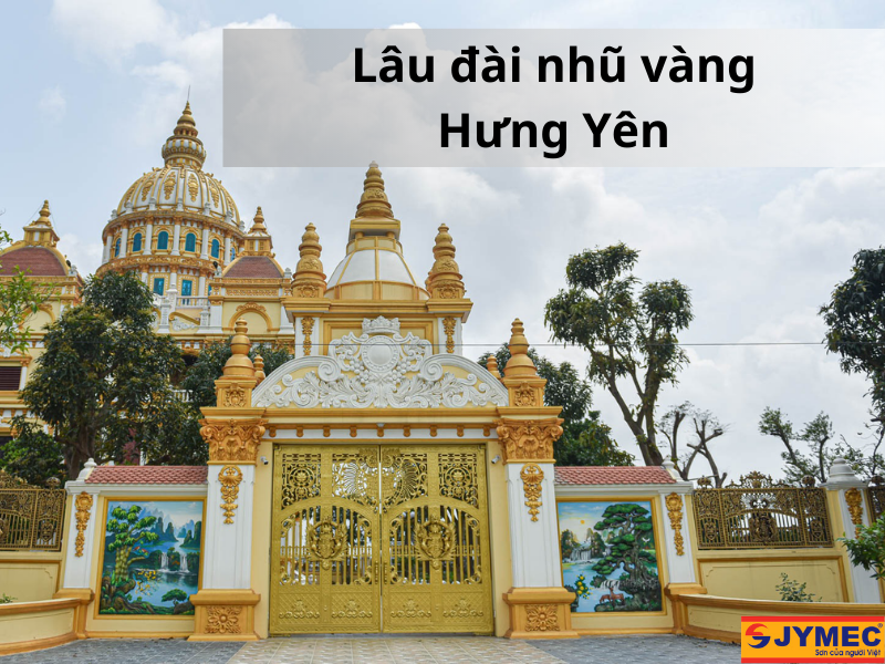 Phía trước công trình sơn nhũ độc đáo tại Hưng Yên