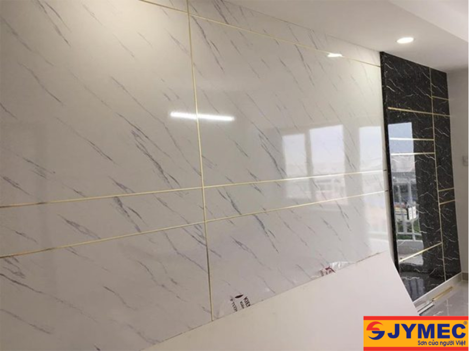 Phủ bóng bề mặt giả đá cho tường