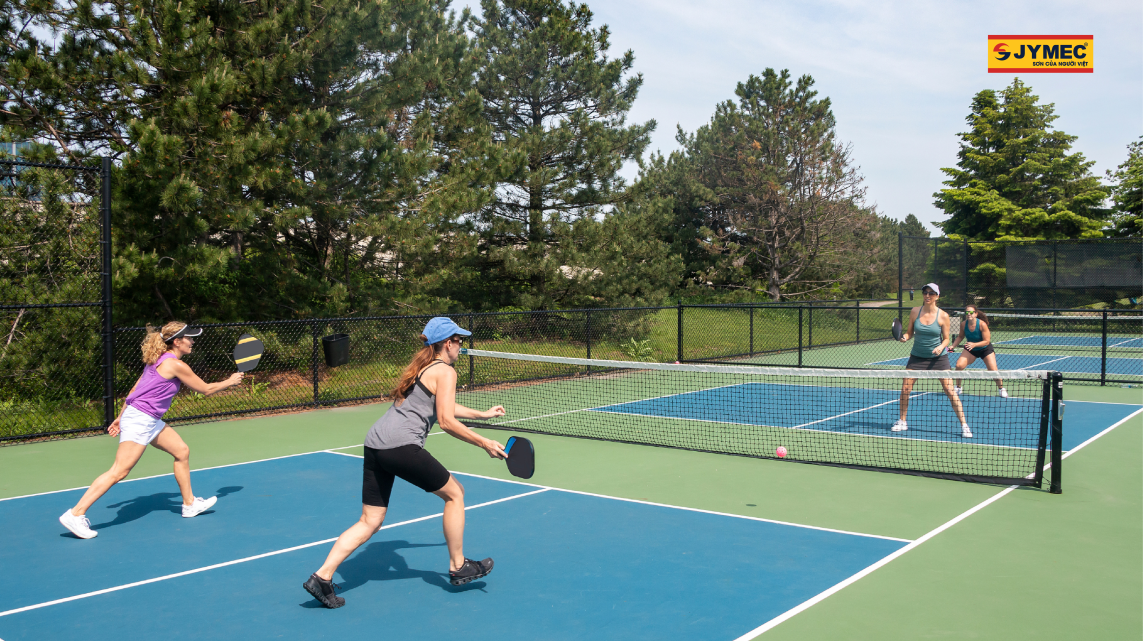 Quy Trình Thi Công Sân Pickleball Chuyên Nghiệp - Từ Nền Bê Tông Đến Lớp Sơn Hoàn Thiện