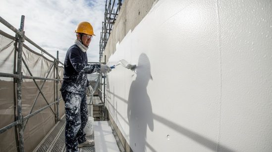 Top 4 loại sơn chống thấm ngoài trời tốt nhất 2025